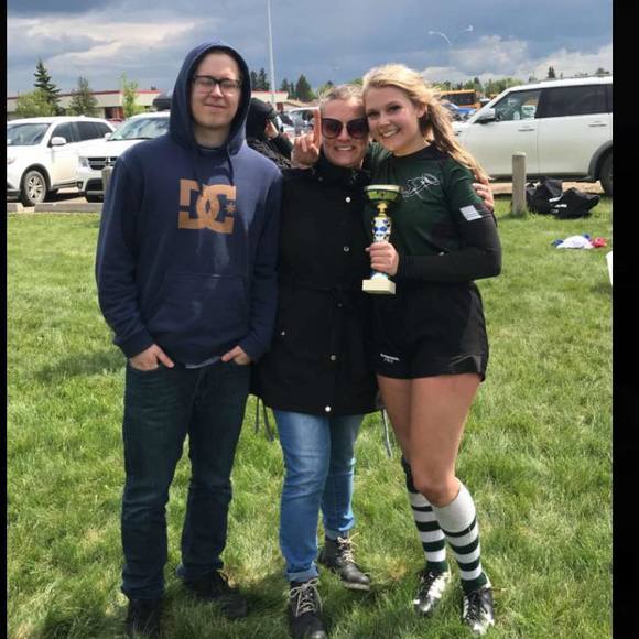 Meet your Posher, Hannah - Picture 1 of 1